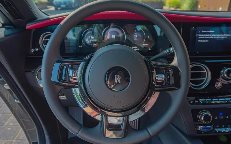 Rolls-Royce Spectre STOCK * STARLIGHT DOOR * MASSAGE * VOLL - 105108