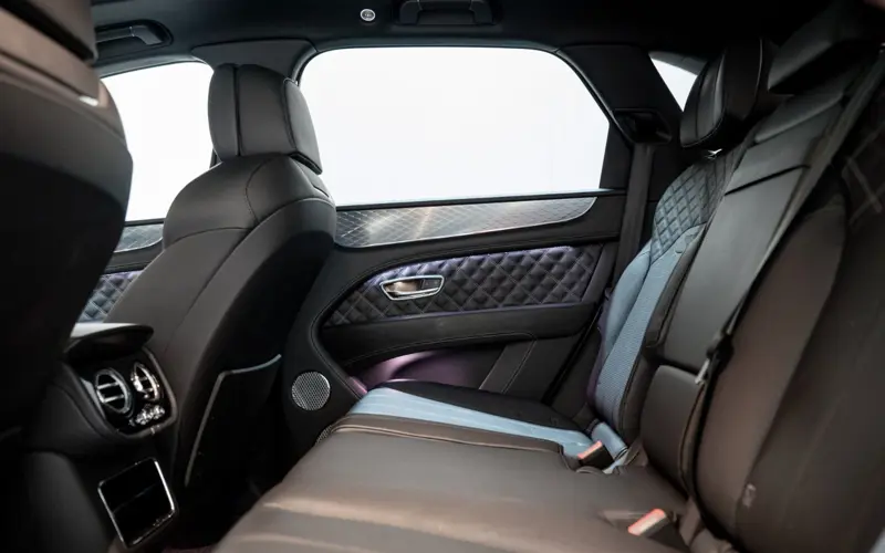 Bentley Bentayga 3.0 Hybrid 4WD * FIRST EDITION * NAIM *  - 135342