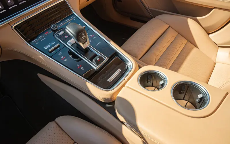 Porsche Panamera Sport Turismo 4 E-Hybrid Platinum Editi - 144982