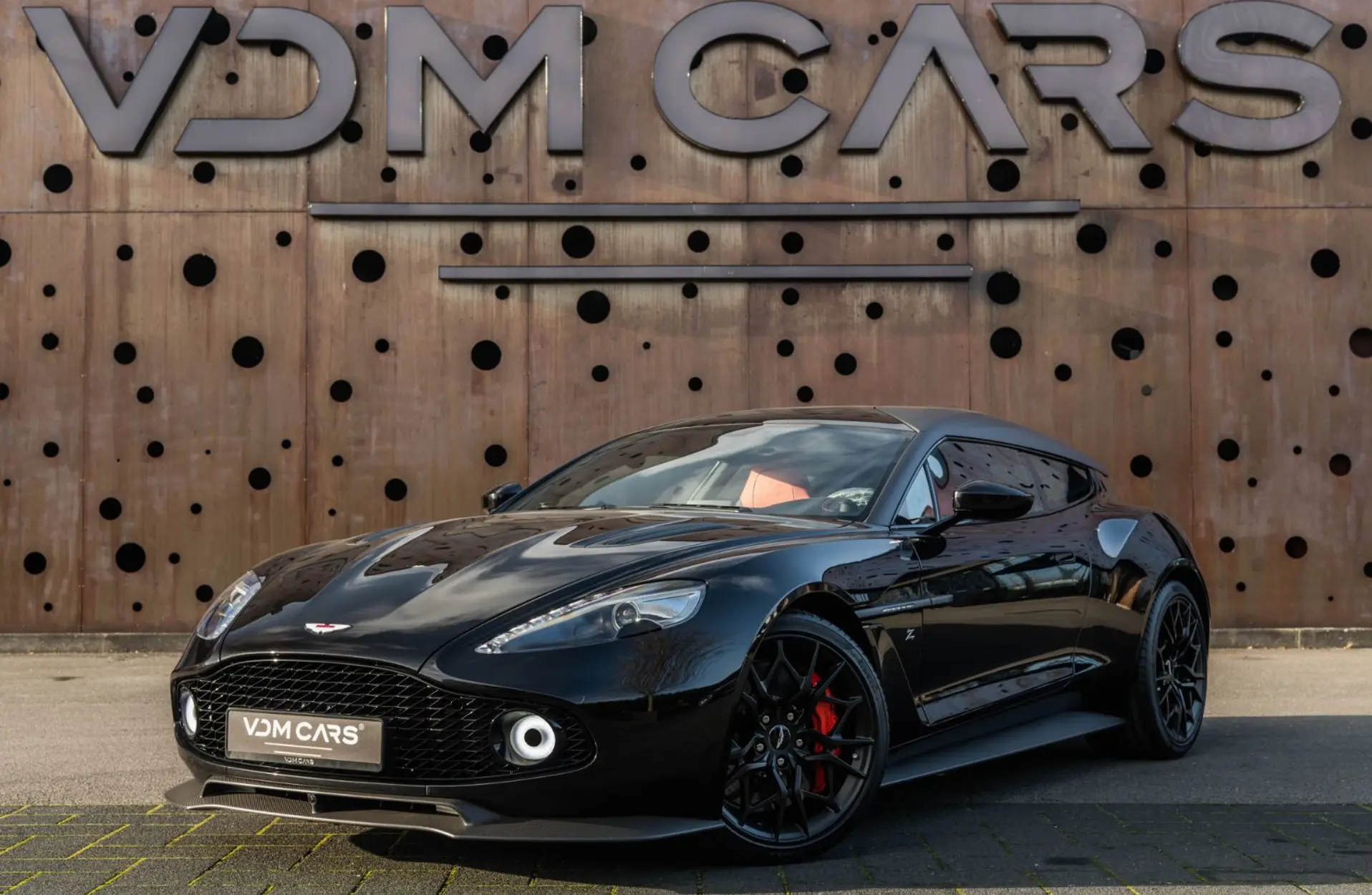 Aston Martin - Vanquish - 170281
