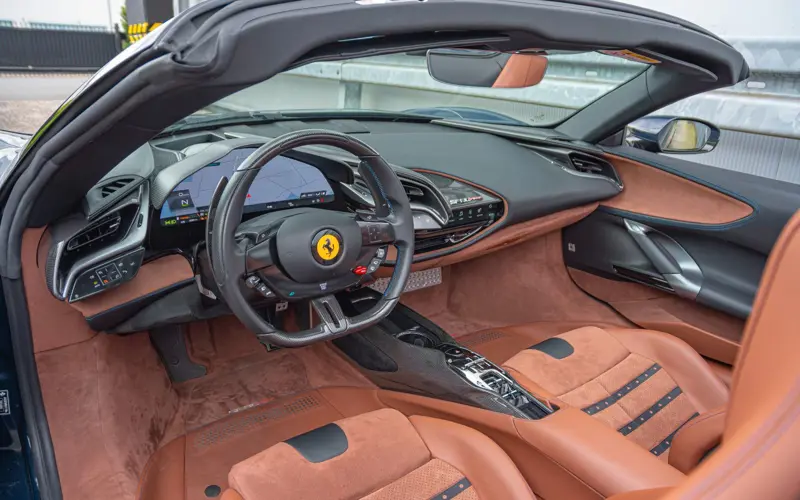 Ferrari SF90 Spider * CARBON(12x) * CARPLAY * LIFT * TWO-TONE *  - 126535