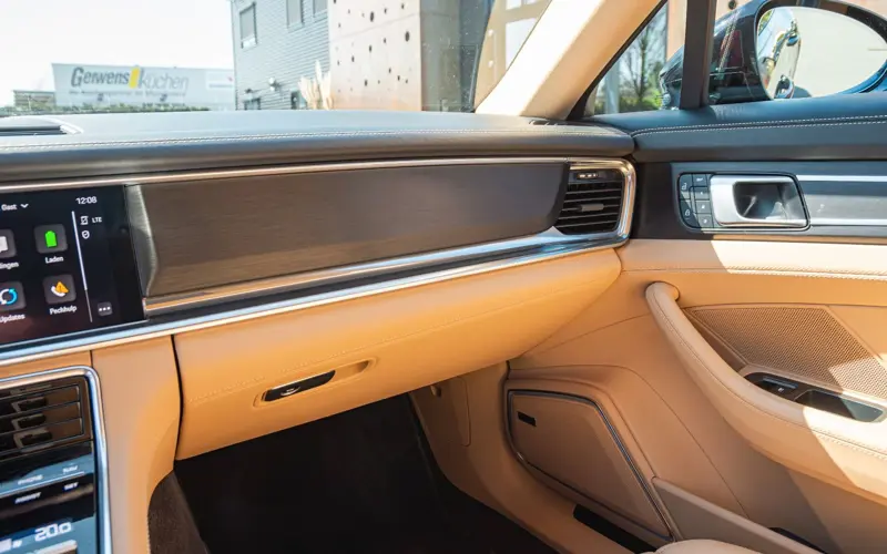 Porsche Panamera Sport Turismo 4 E-Hybrid Platinum Editi - 144985