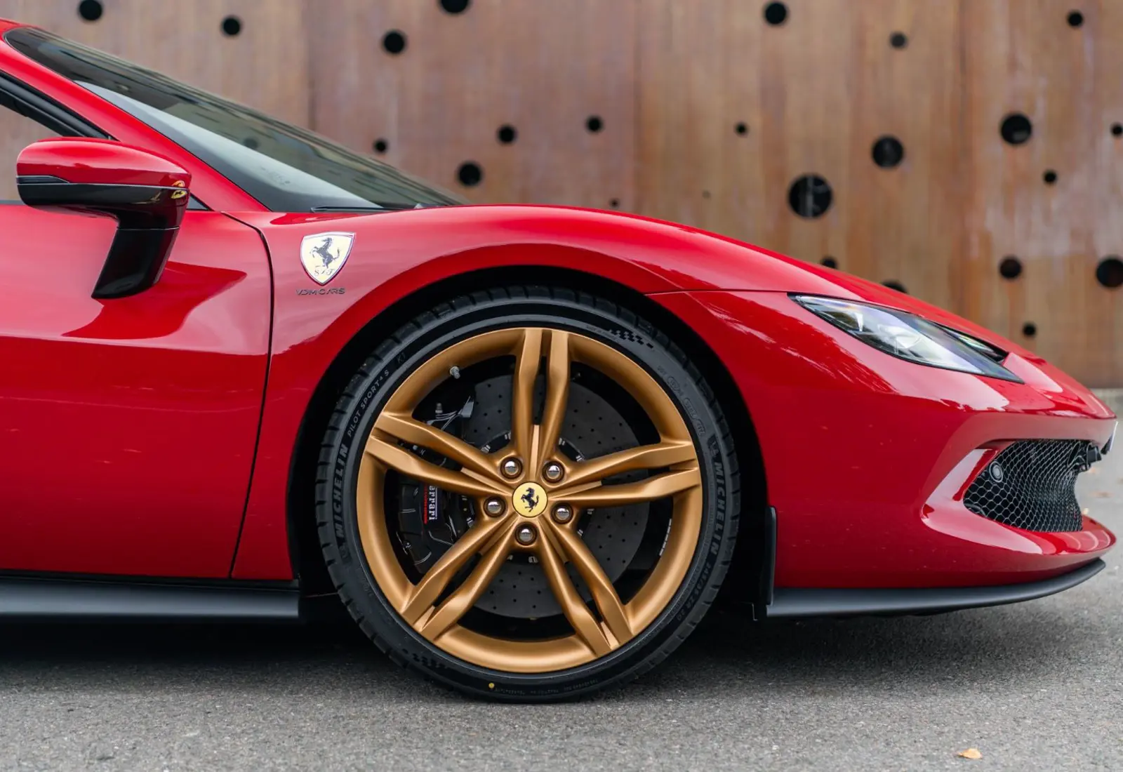 Ferrari 296 GTS * 1.HAND * ACC * CARPLAY * AFS * CONNECT * DAYTONA *  - 119193