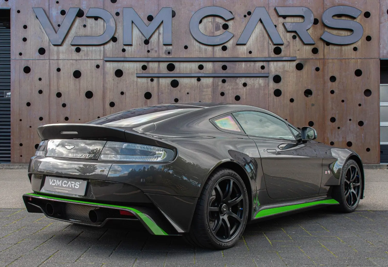 Aston Martin V8 Vantage * GT8 * TITANIUM * MAGNESIUM WHEEL * CARBON *  - 116315