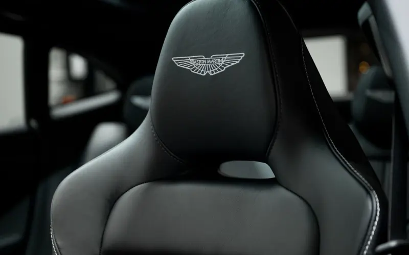Aston Martin DBX 707 * Carbon * Sitzbelüftung * ACC * 360 * DesignPack - 168130