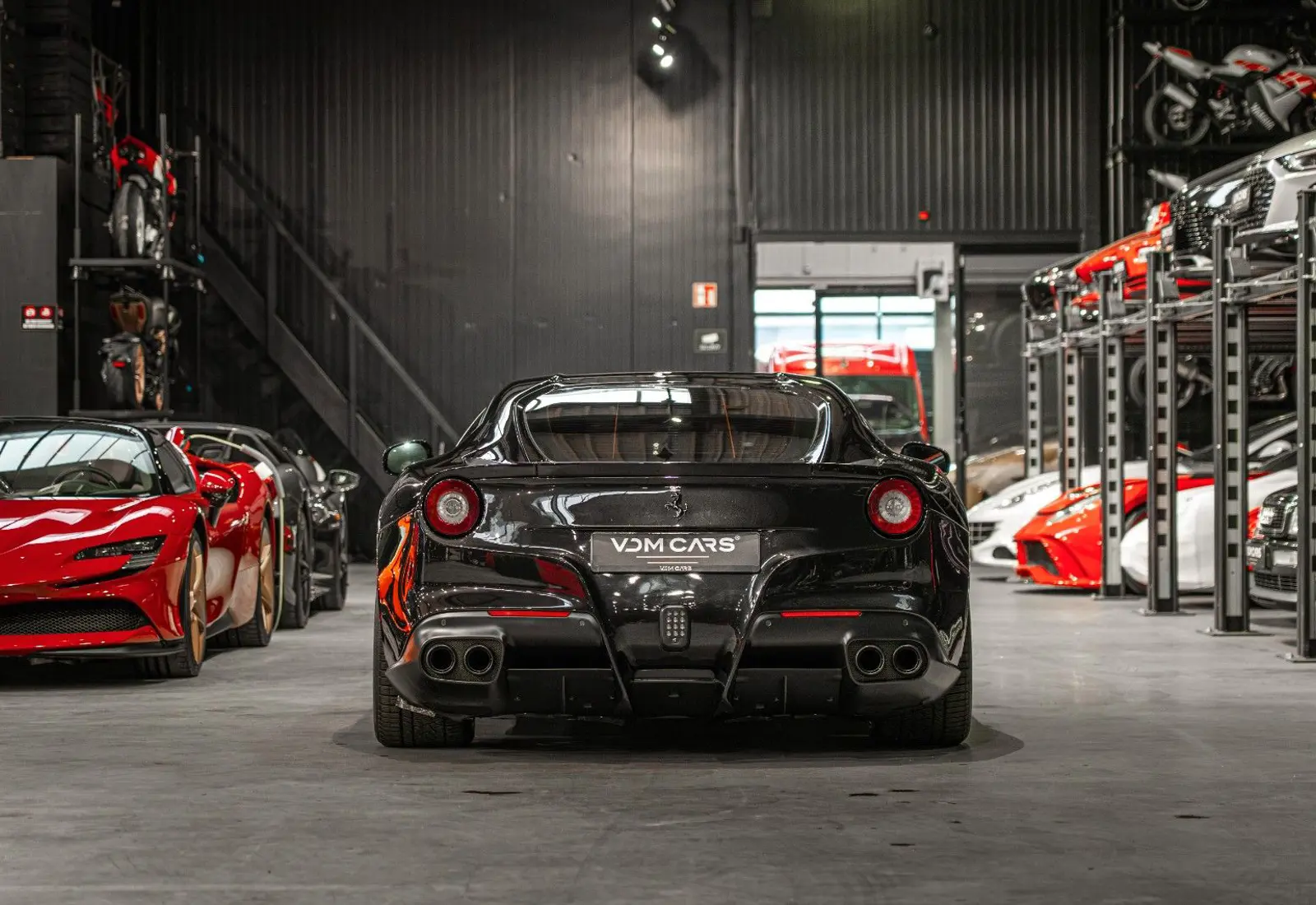 Ferrari F12 Berlinetta * ALCANTARA * CUSTOM * CARBON *  - 135000