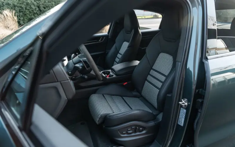 Porsche Cayenne Coupe Turbo E-Hybrid * PTS * GT PACKAGE *  - 127614