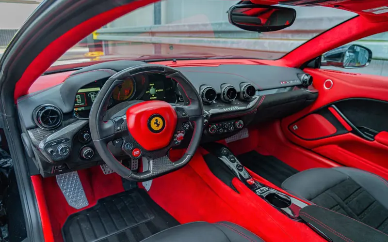 Ferrari F12 Berlinetta * ALCANTARA * CUSTOM * CARBON *  - 137302